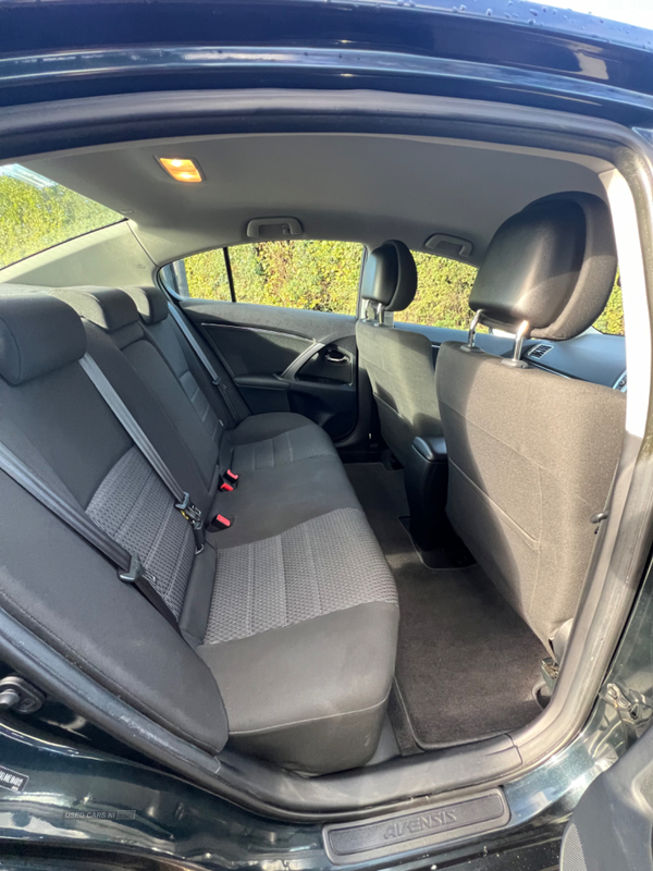 Toyota Avensis DIESEL SALOON in Armagh