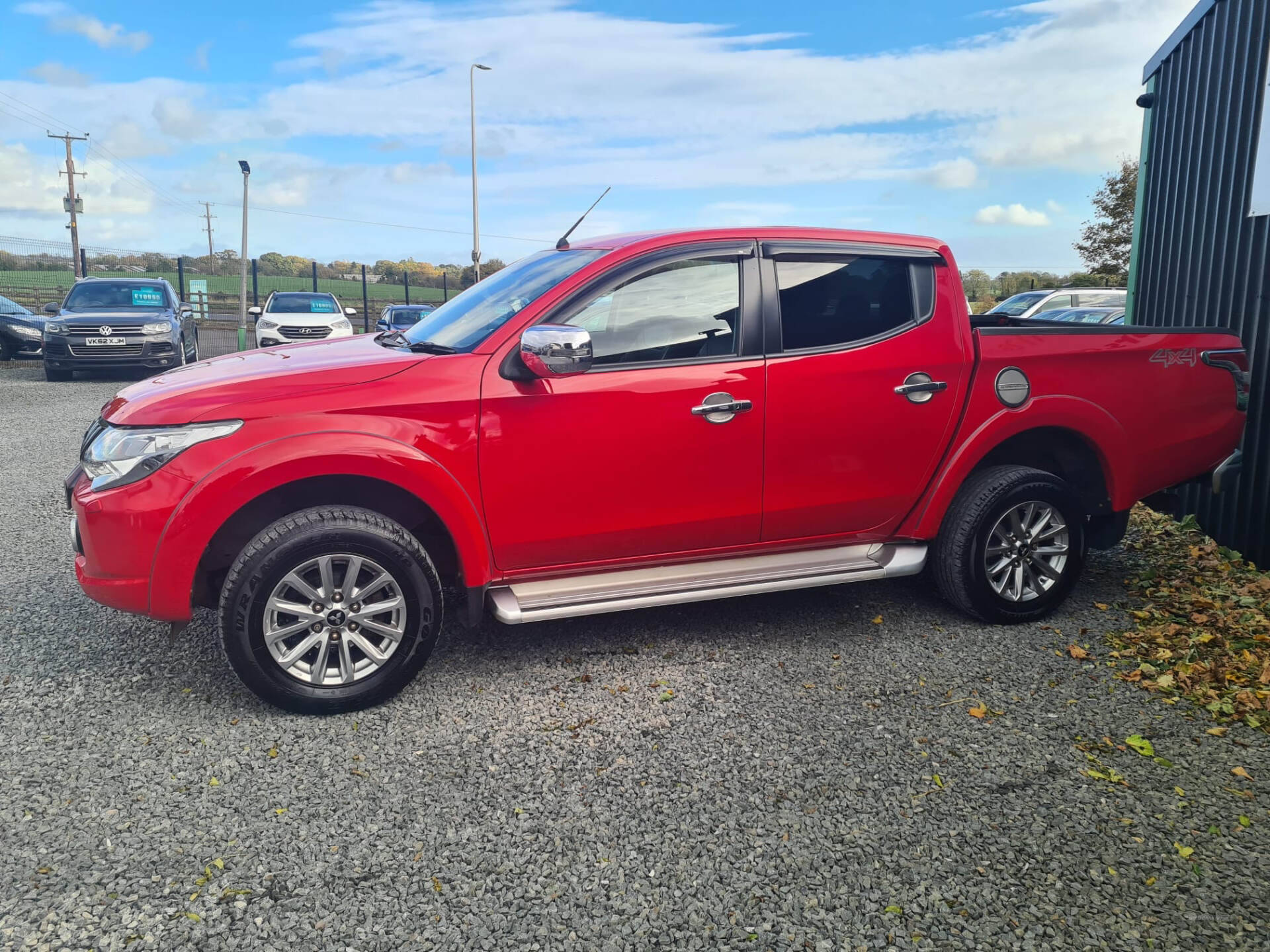 Nov 2017 Mitsubishi L200 Double Cab DI-D 178 Barbarian 4WD