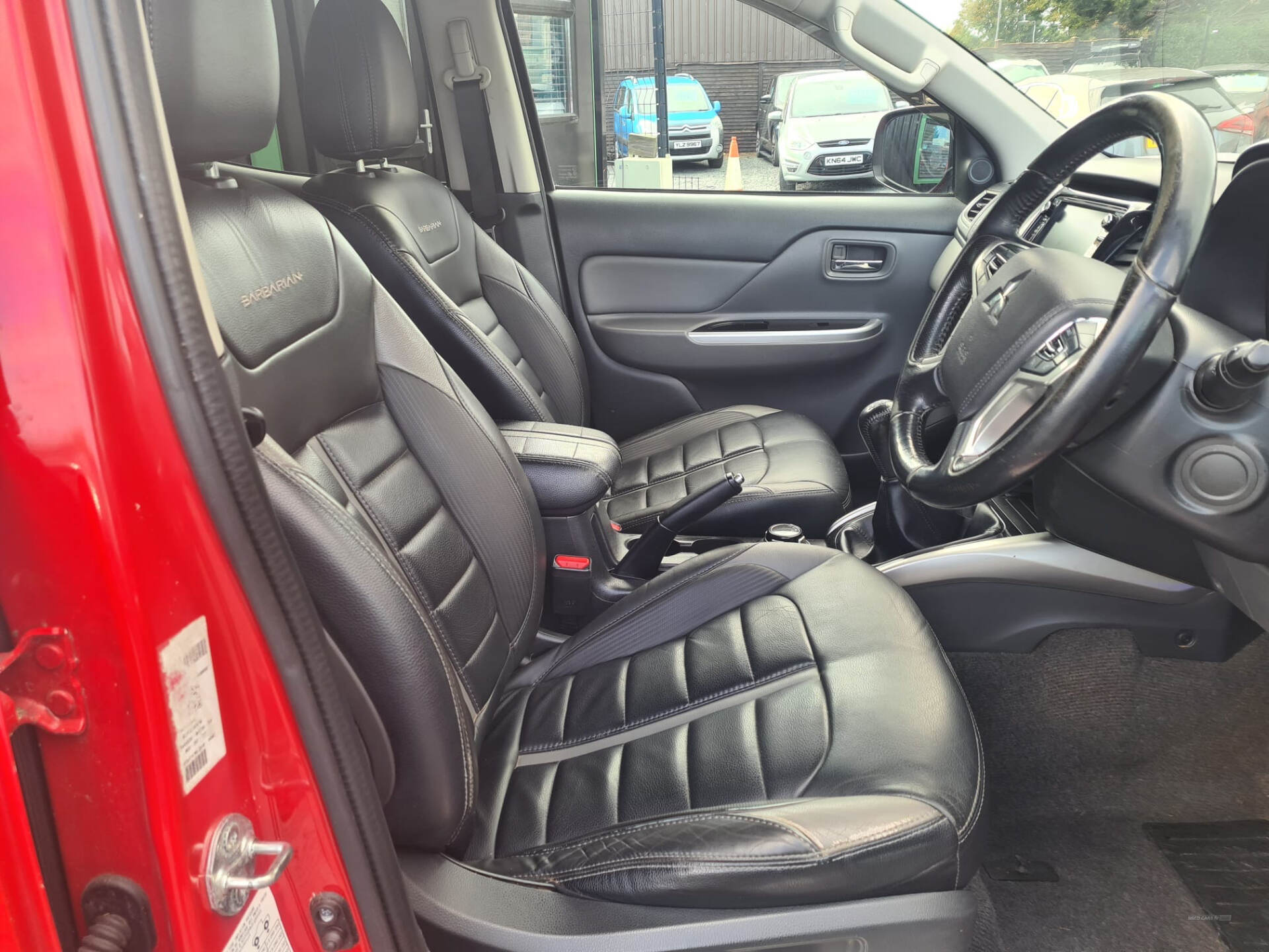 Nov 2017 Mitsubishi L200 Double Cab DI-D 178 Barbarian 4WD