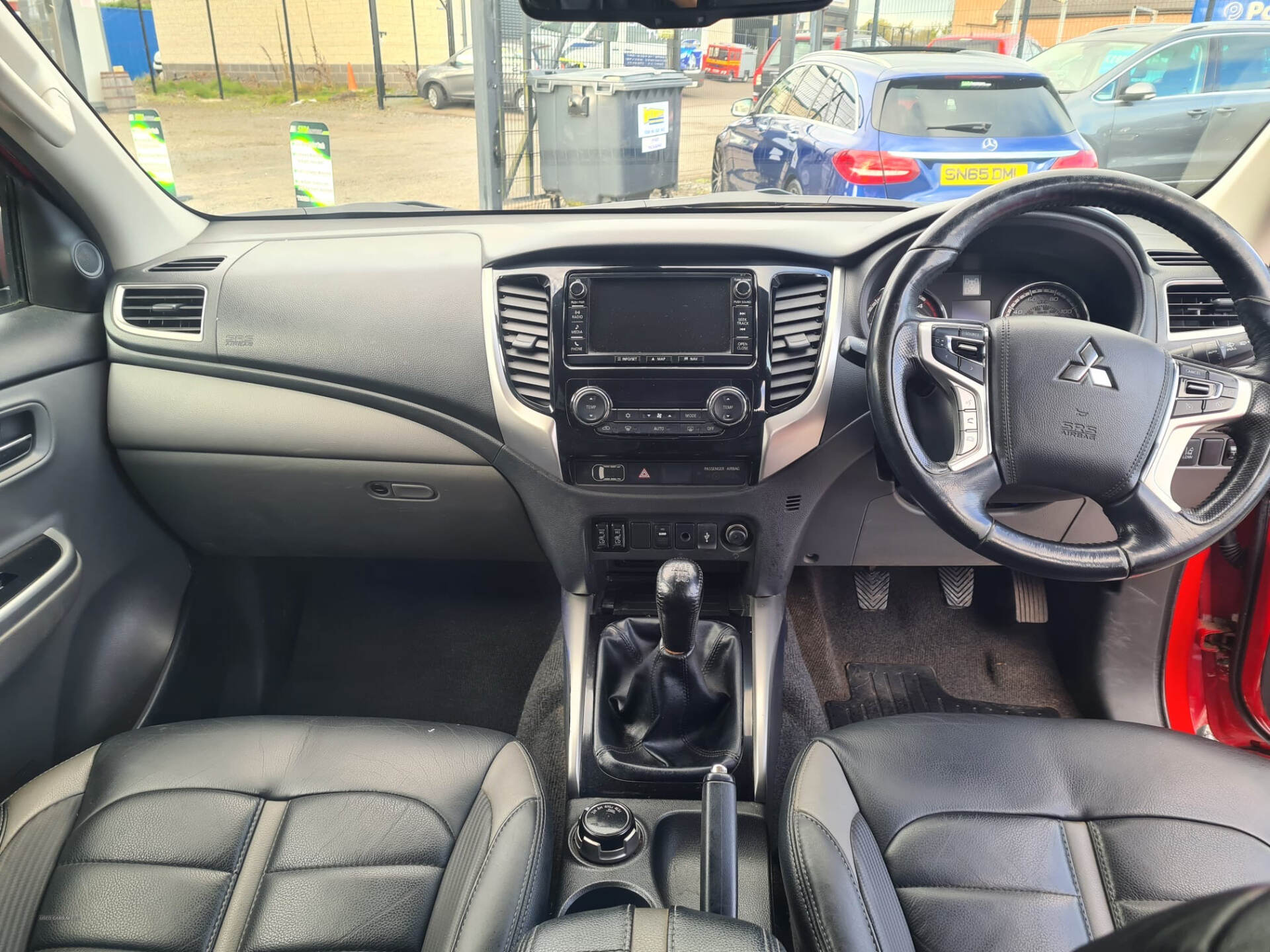 Nov 2017 Mitsubishi L200 Double Cab DI-D 178 Barbarian 4WD