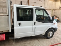 Ford Transit D/Cab Chassis TDCi 100ps [DRW] Euro 5 in Down