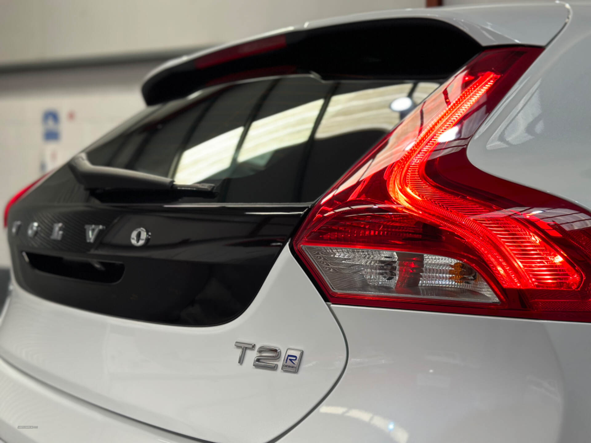 Volvo V40 HATCHBACK in Antrim