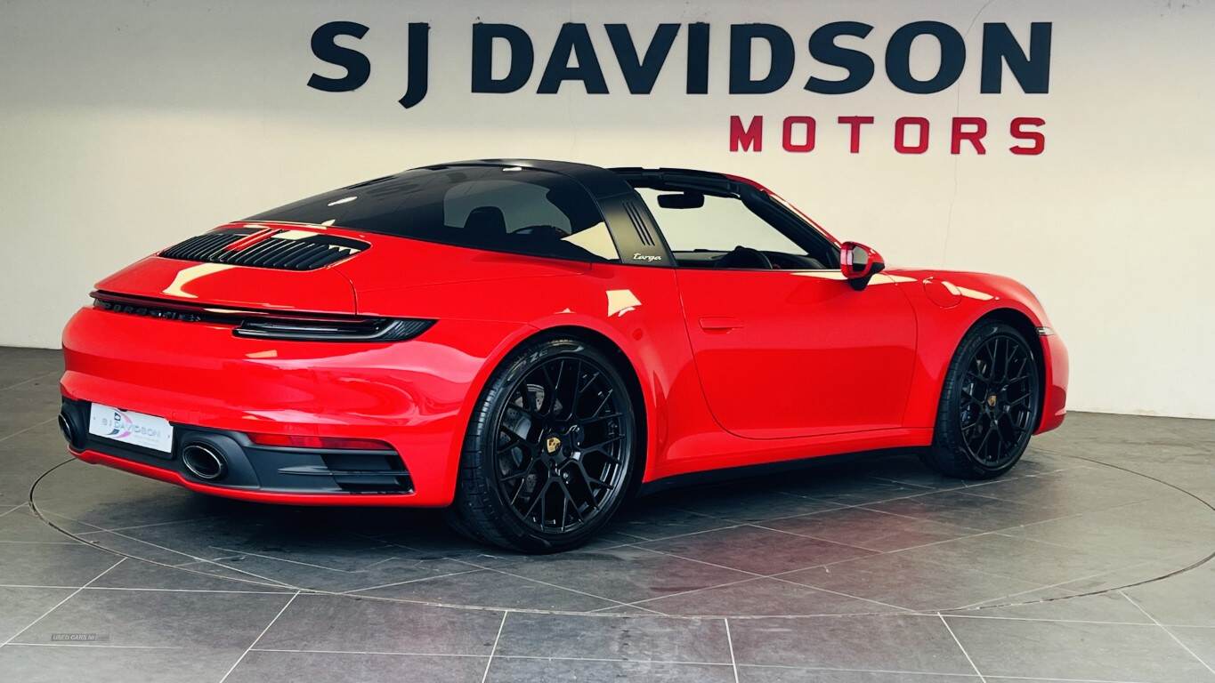 May 2022 Porsche 911 2dr PDK