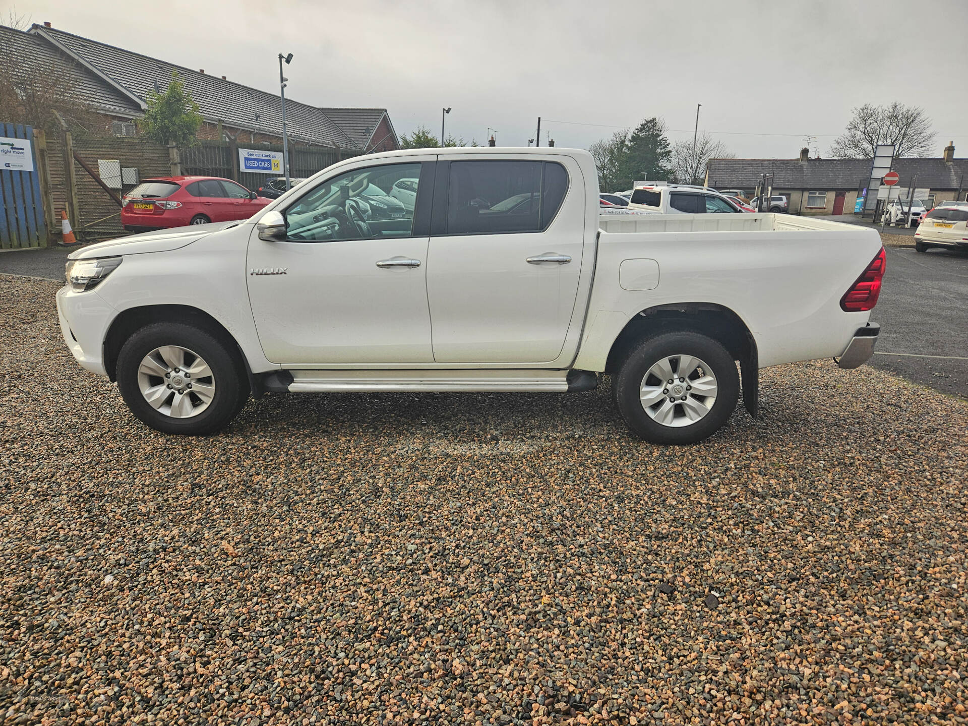 Mar 2018 Toyota Hilux Icon D/Cab Pick Up 2.4 D-4D