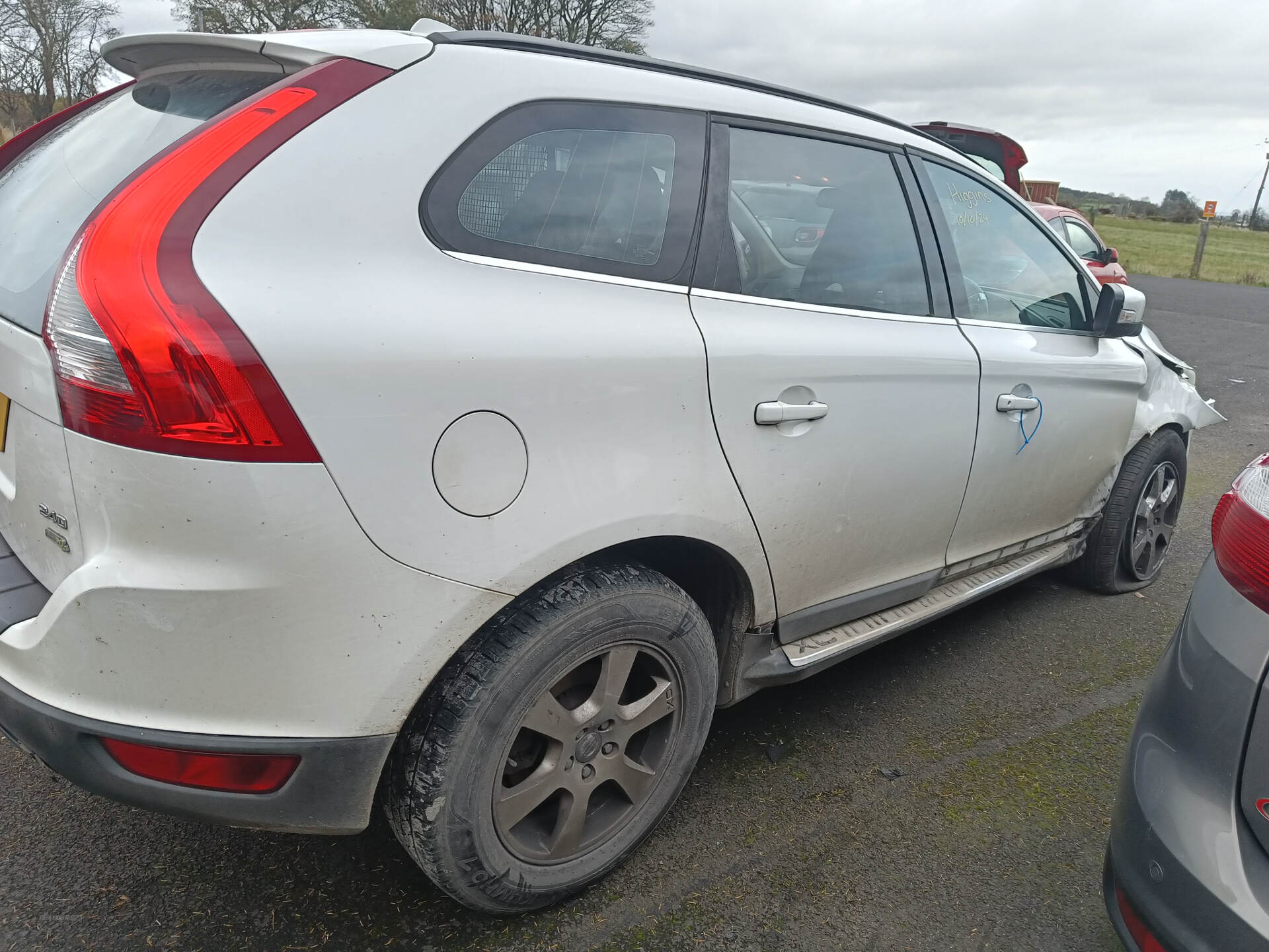 Oct 2009 Volvo XC60 2.4D [175] DRIVe SE Premium 5dr