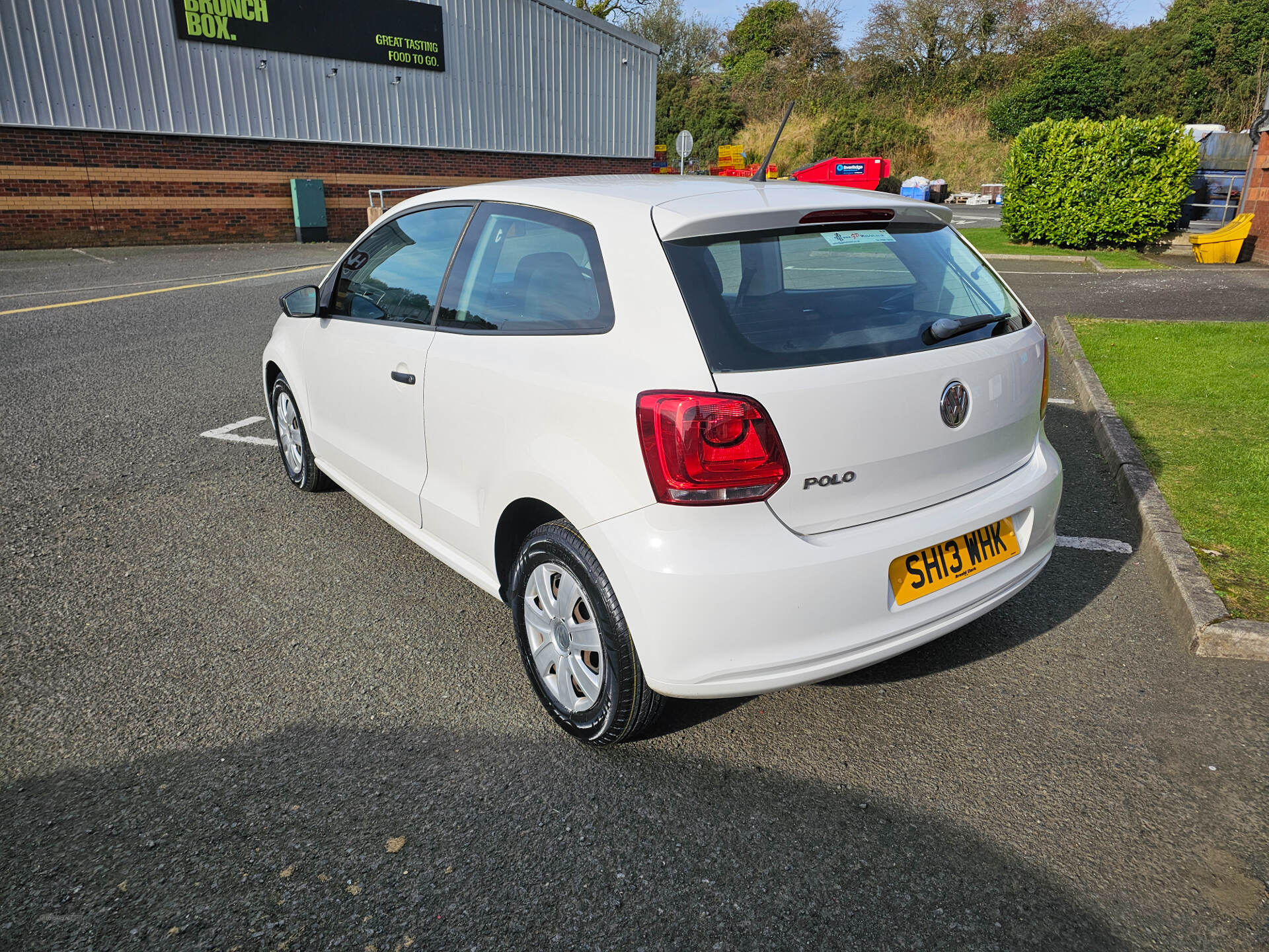 Volkswagen Polo HATCHBACK in Down