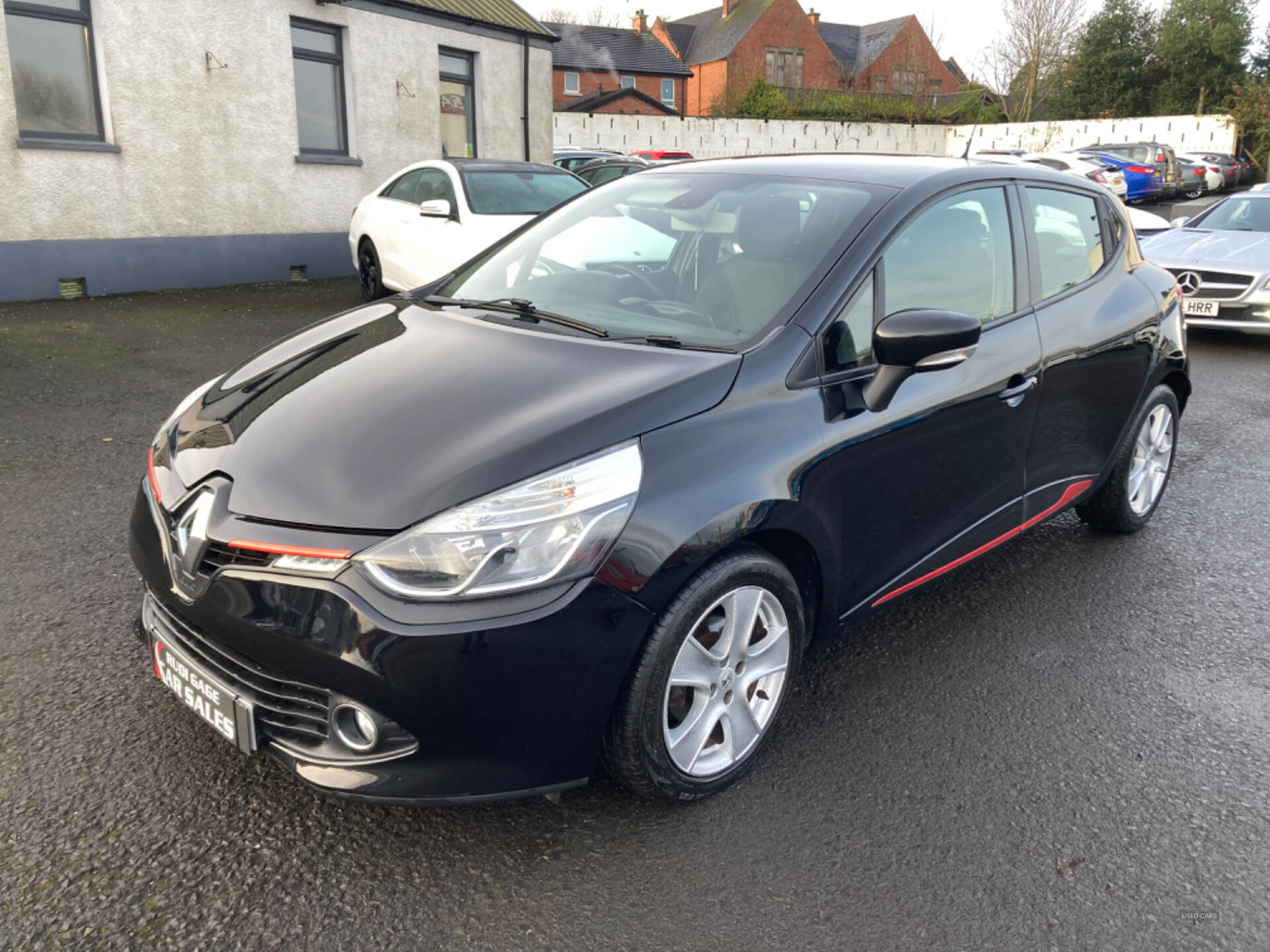 Renault Clio DIESEL HATCHBACK in Antrim