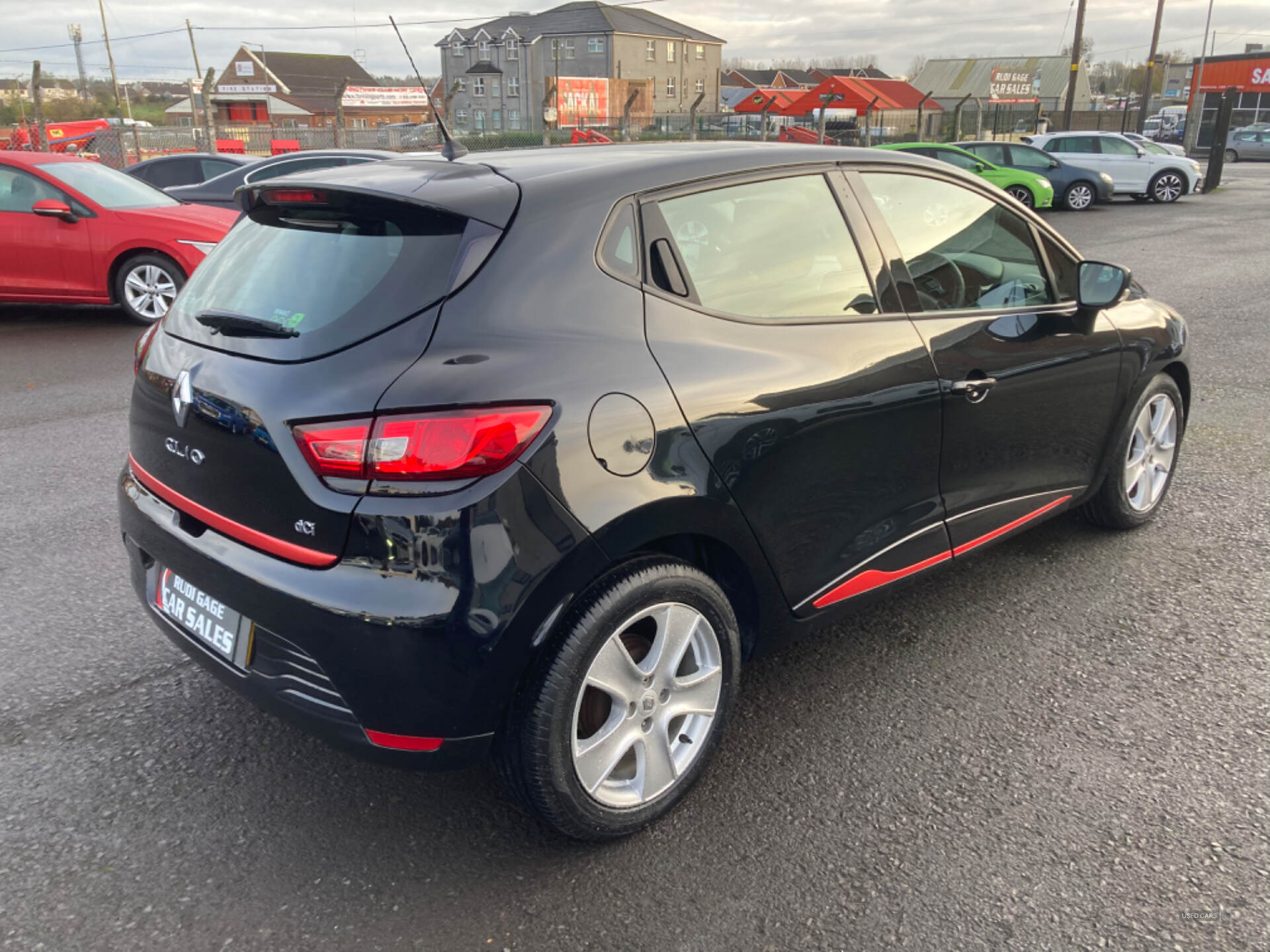 Renault Clio DIESEL HATCHBACK in Antrim