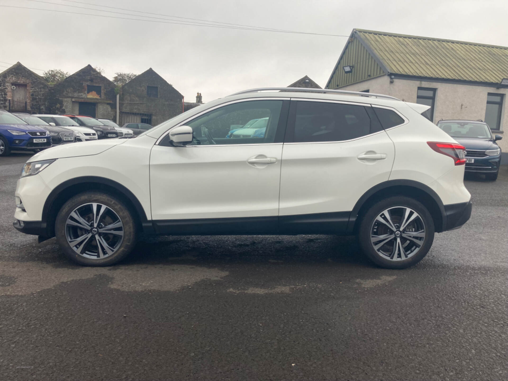 Nissan Qashqai DIESEL HATCHBACK in Antrim