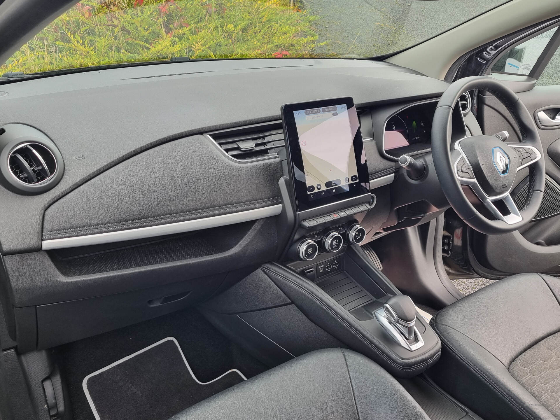 Renault Zoe HATCHBACK in Armagh