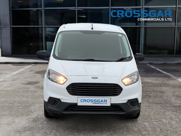 Ford Transit Courier DIESEL in Down