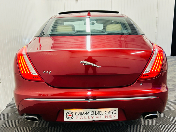 Jaguar XJ Series DIESEL SALOON in Antrim