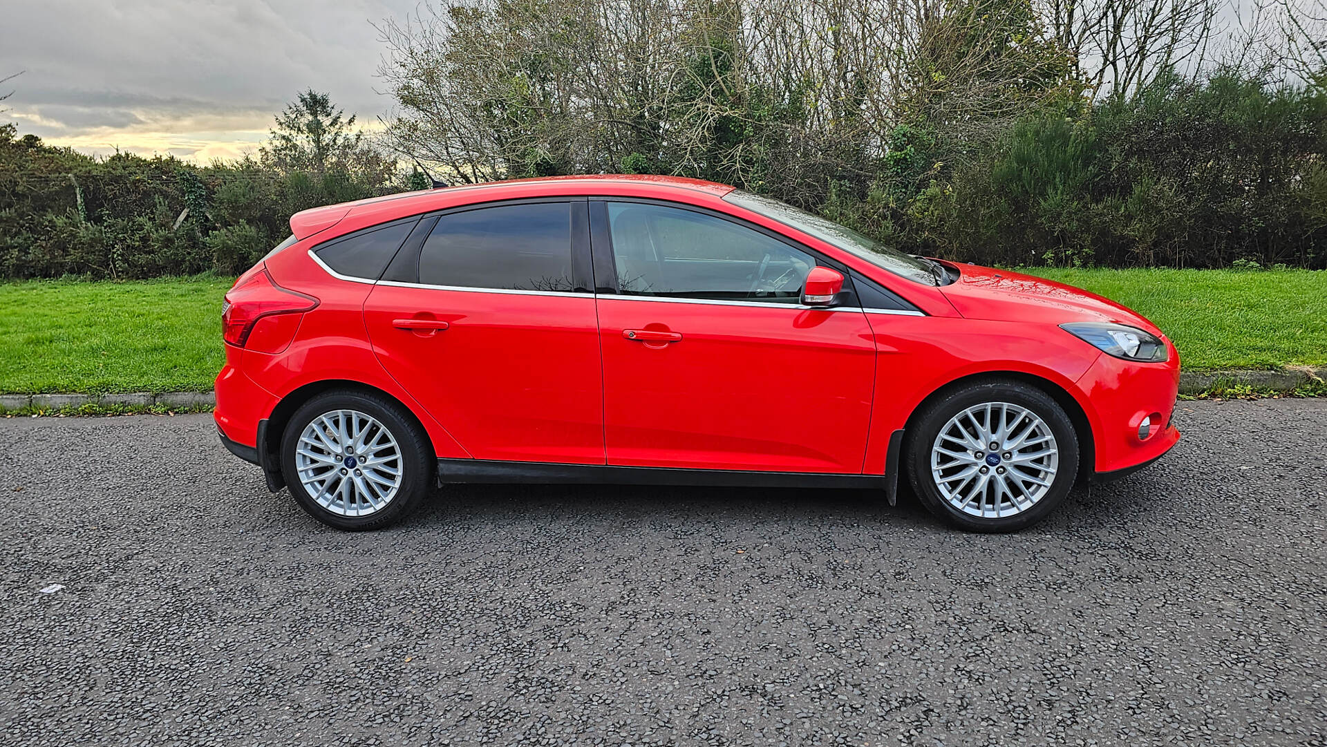 Sep 2014 Ford Focus 1.6 TDCi 115 Zetec Navigator 5dr