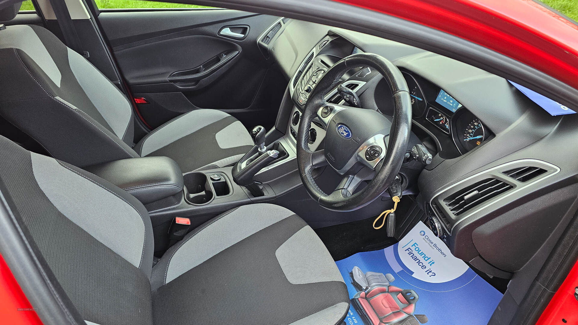Sep 2014 Ford Focus 1.6 TDCi 115 Zetec Navigator 5dr