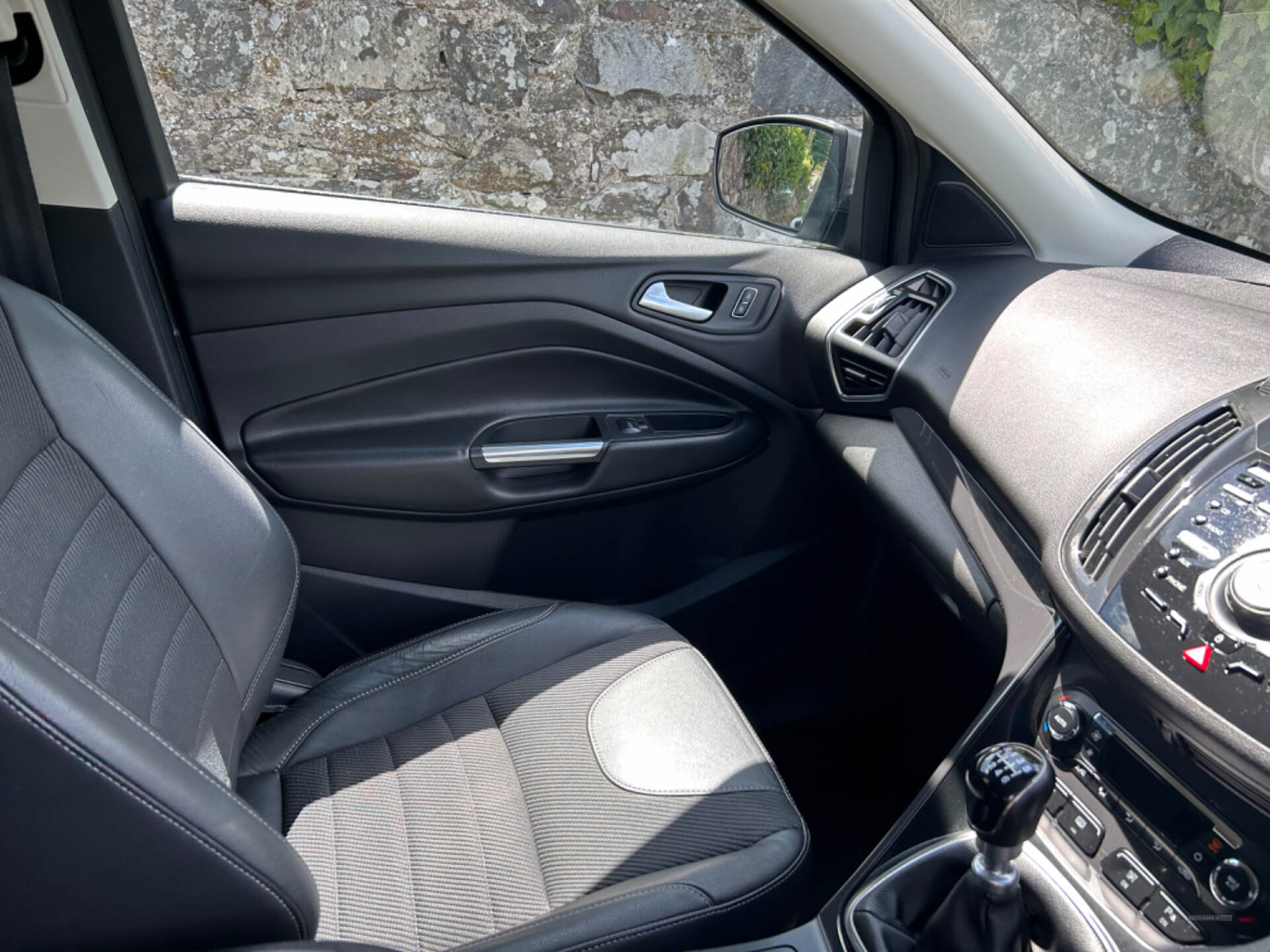 Apr 2013 Ford Kuga 2.0 TDCi Titanium 5dr 2WD