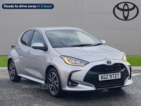 Toyota Yaris 1.5 Hybrid Design 5Dr Cvt in Down