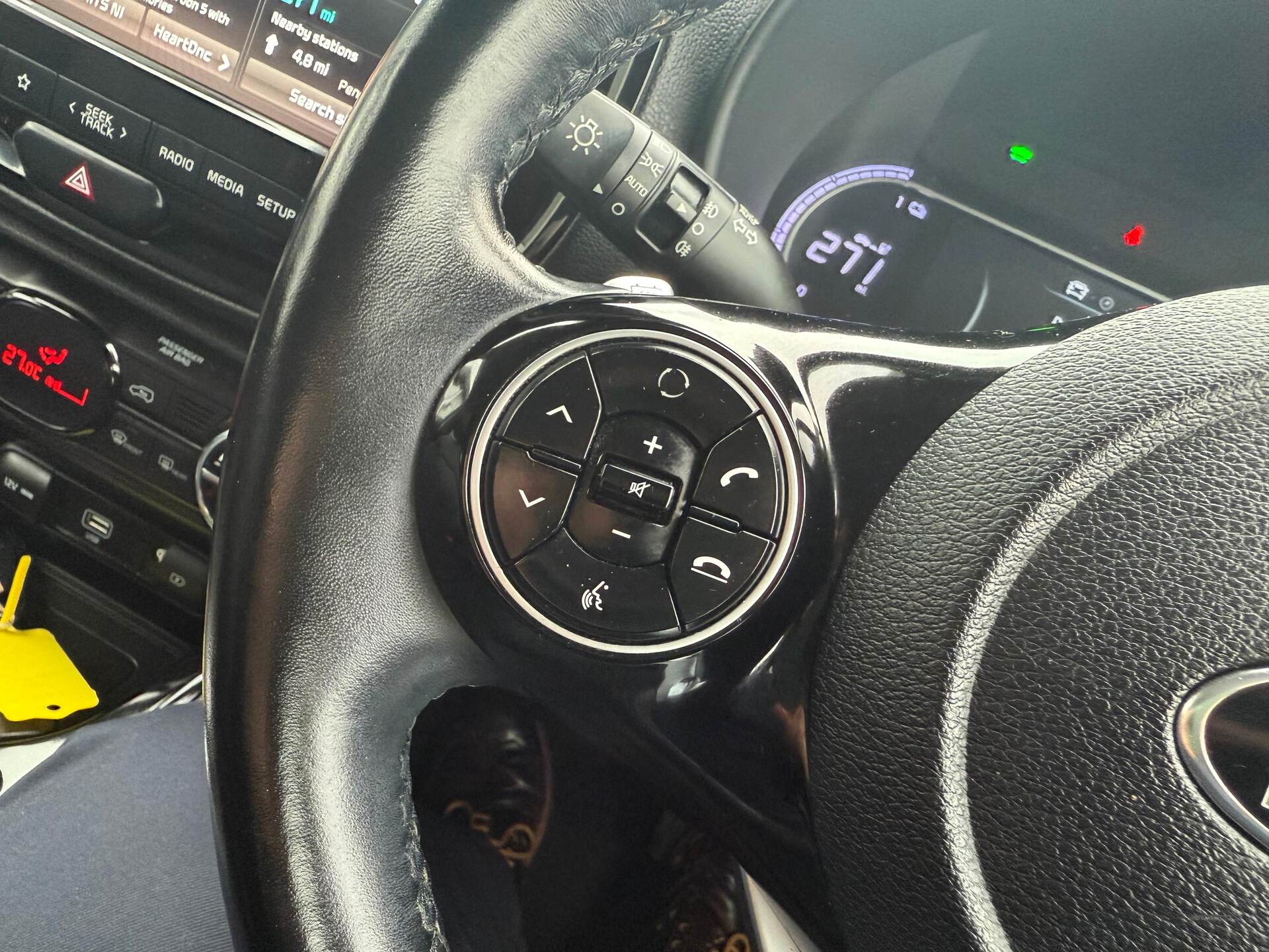 Jun 2021 Kia Soul 150kW First Edition 64kWh 5dr Auto