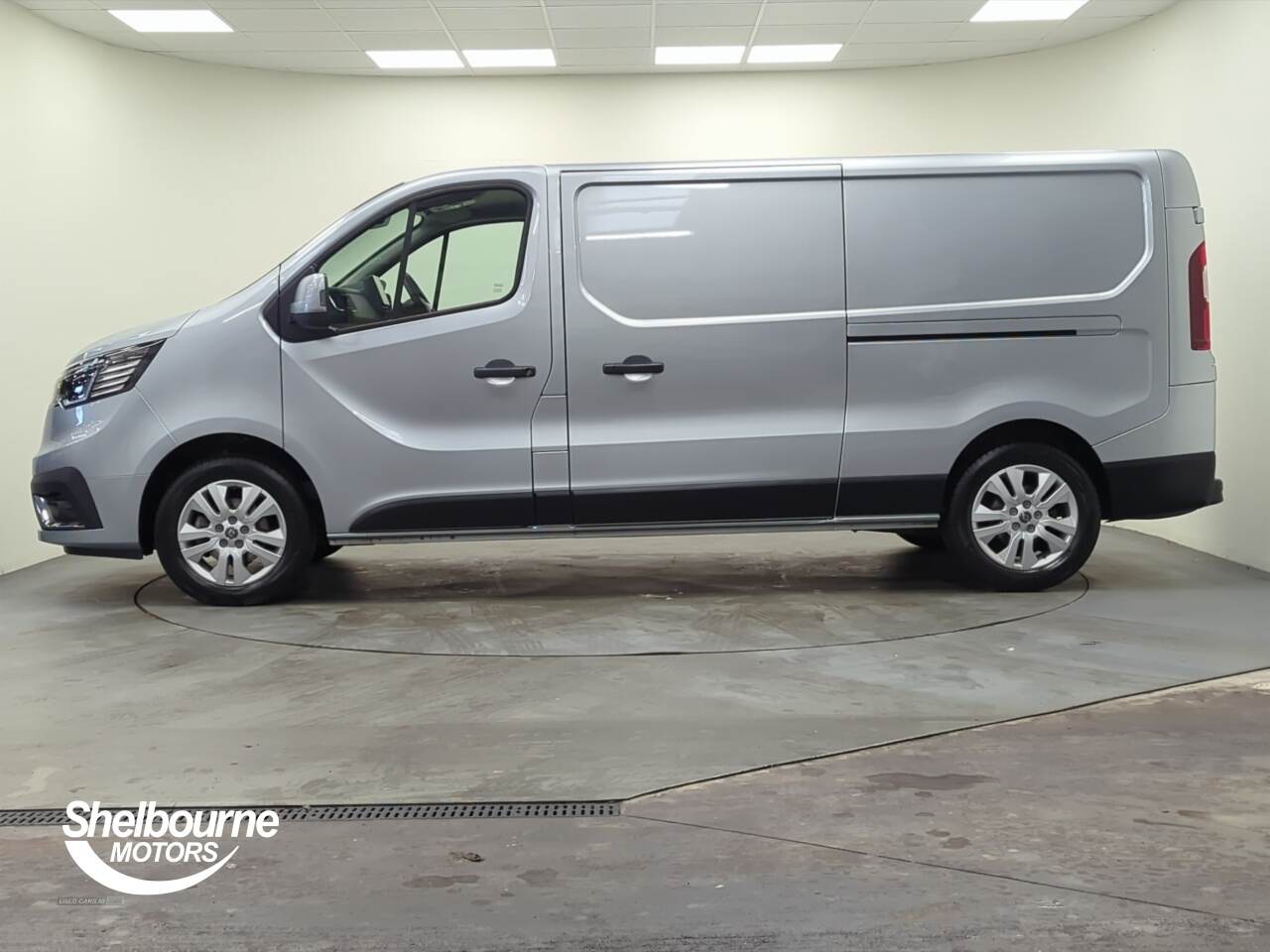 Aug 2023 Renault Trafic LL30 Blue dCi 150 Extra Van