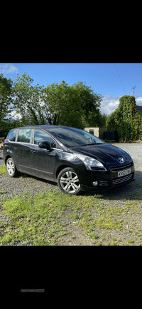 Peugeot 5008 2.0 HDi 163 Active II 5dr Auto in Down