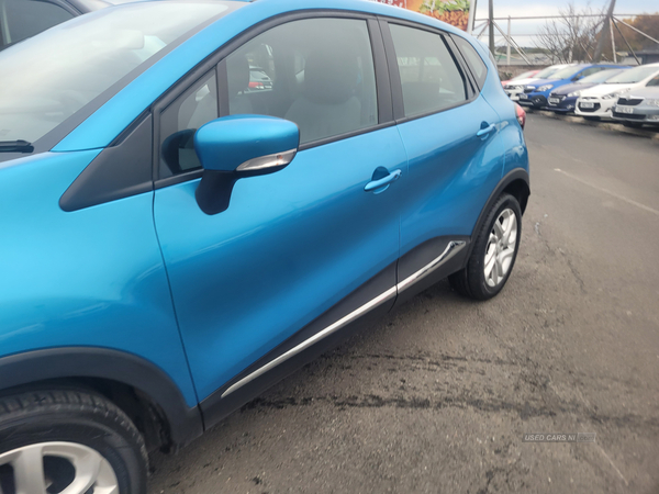 Renault Captur DIESEL HATCHBACK in Down