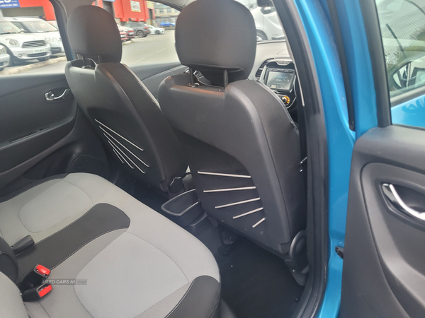 Renault Captur DIESEL HATCHBACK in Down