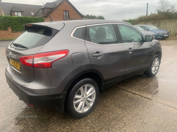 Nissan Qashqai HATCHBACK in Down