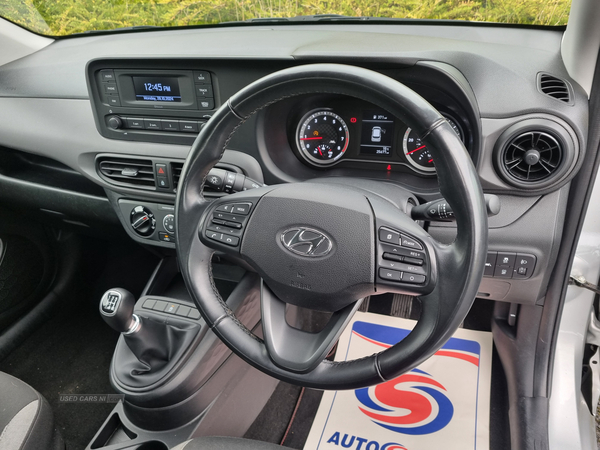 Hyundai i10 HATCHBACK in Armagh