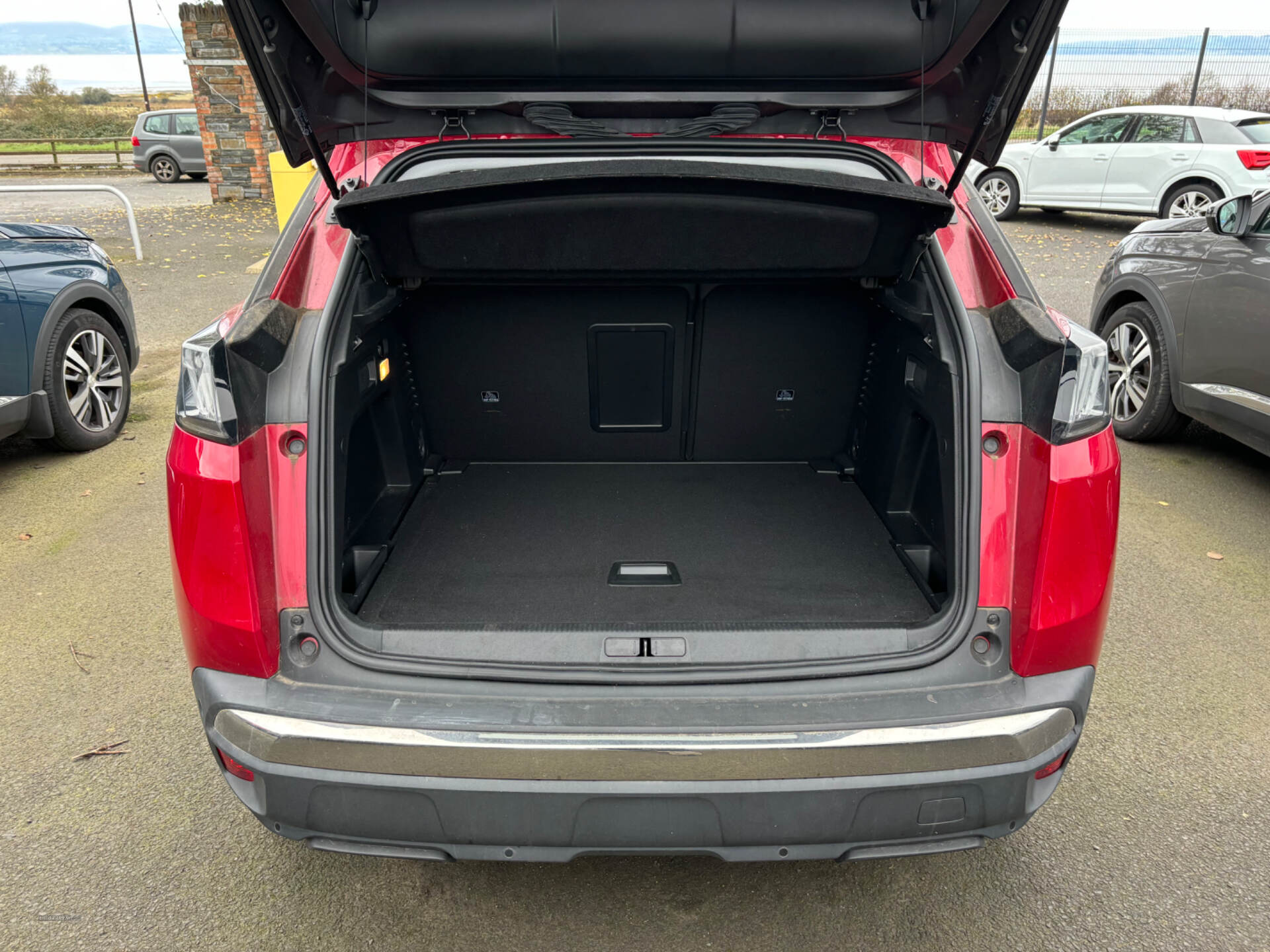 Peugeot 3008 DIESEL ESTATE in Derry / Londonderry