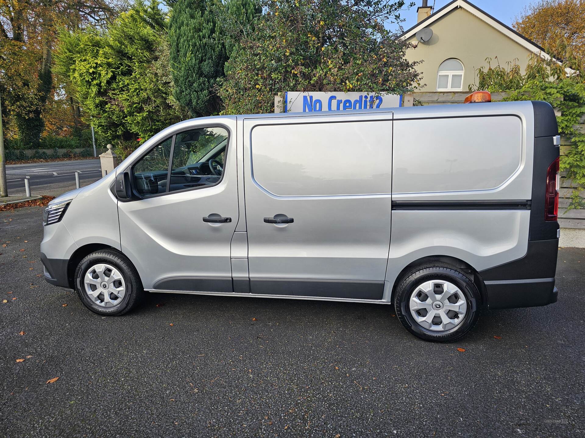 Jun 2022 Renault Trafic SL28 Blue dCi 150 Business Van