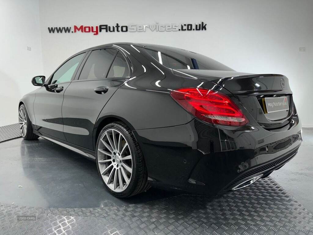 Jan 2017 Mercedes-Benz C-Class C220d AMG Line Premium 4dr Auto