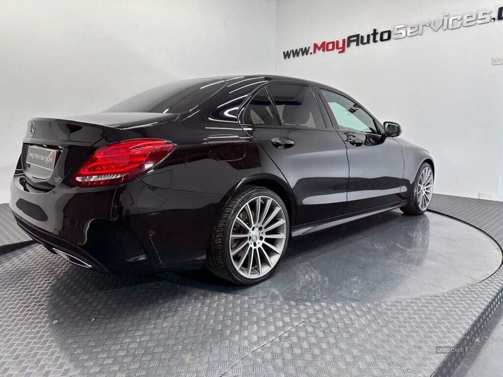 Jan 2017 Mercedes-Benz C-Class C220d AMG Line Premium 4dr Auto