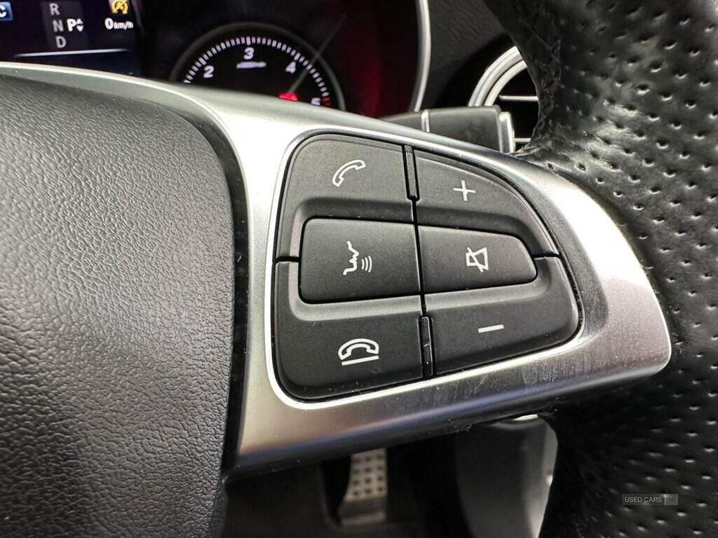 Jan 2017 Mercedes-Benz C-Class C220d AMG Line Premium 4dr Auto