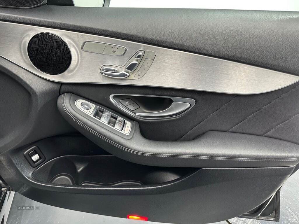 Jan 2017 Mercedes-Benz C-Class C220d AMG Line Premium 4dr Auto