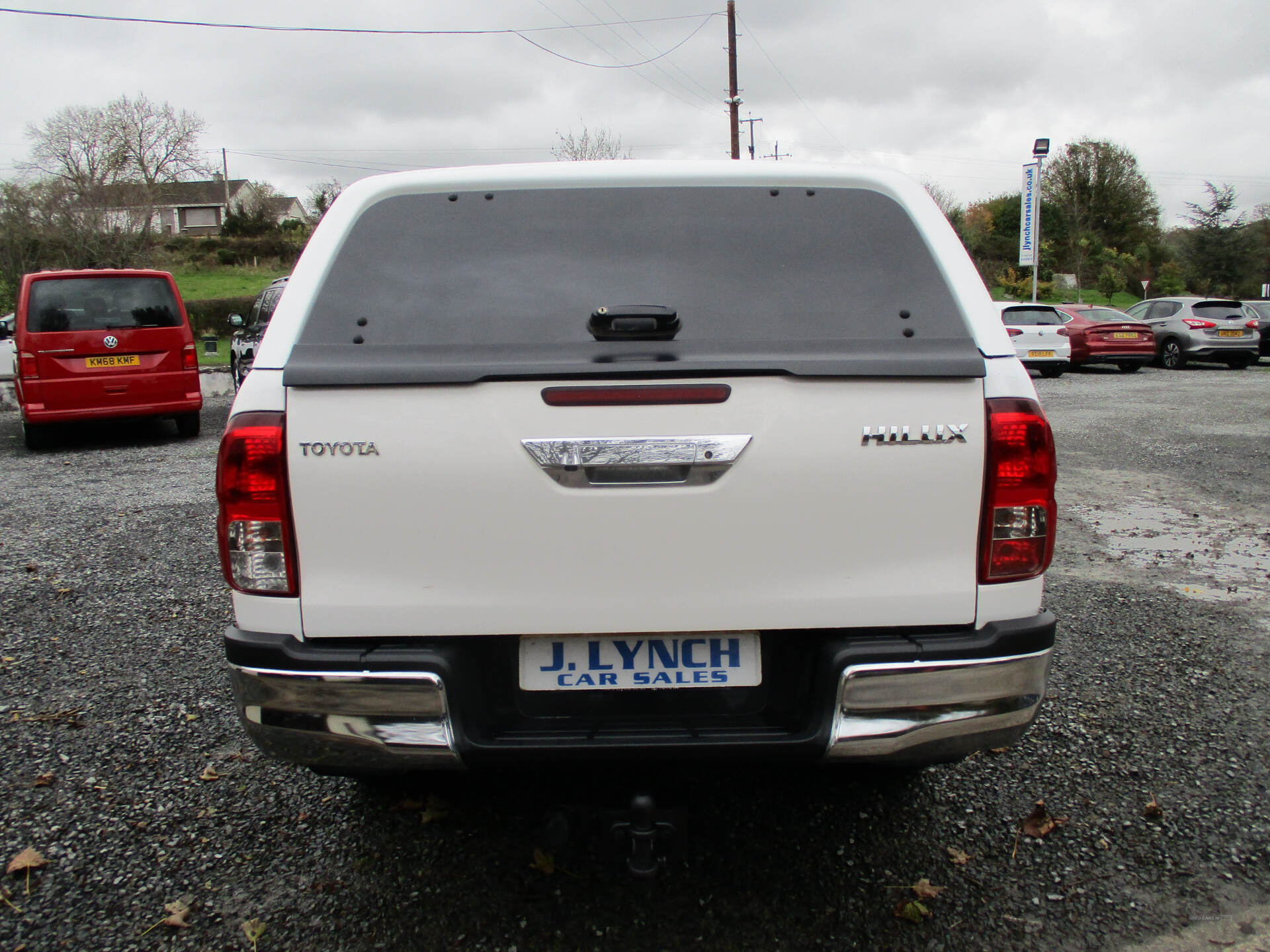 Toyota Hilux DIESEL in Down
