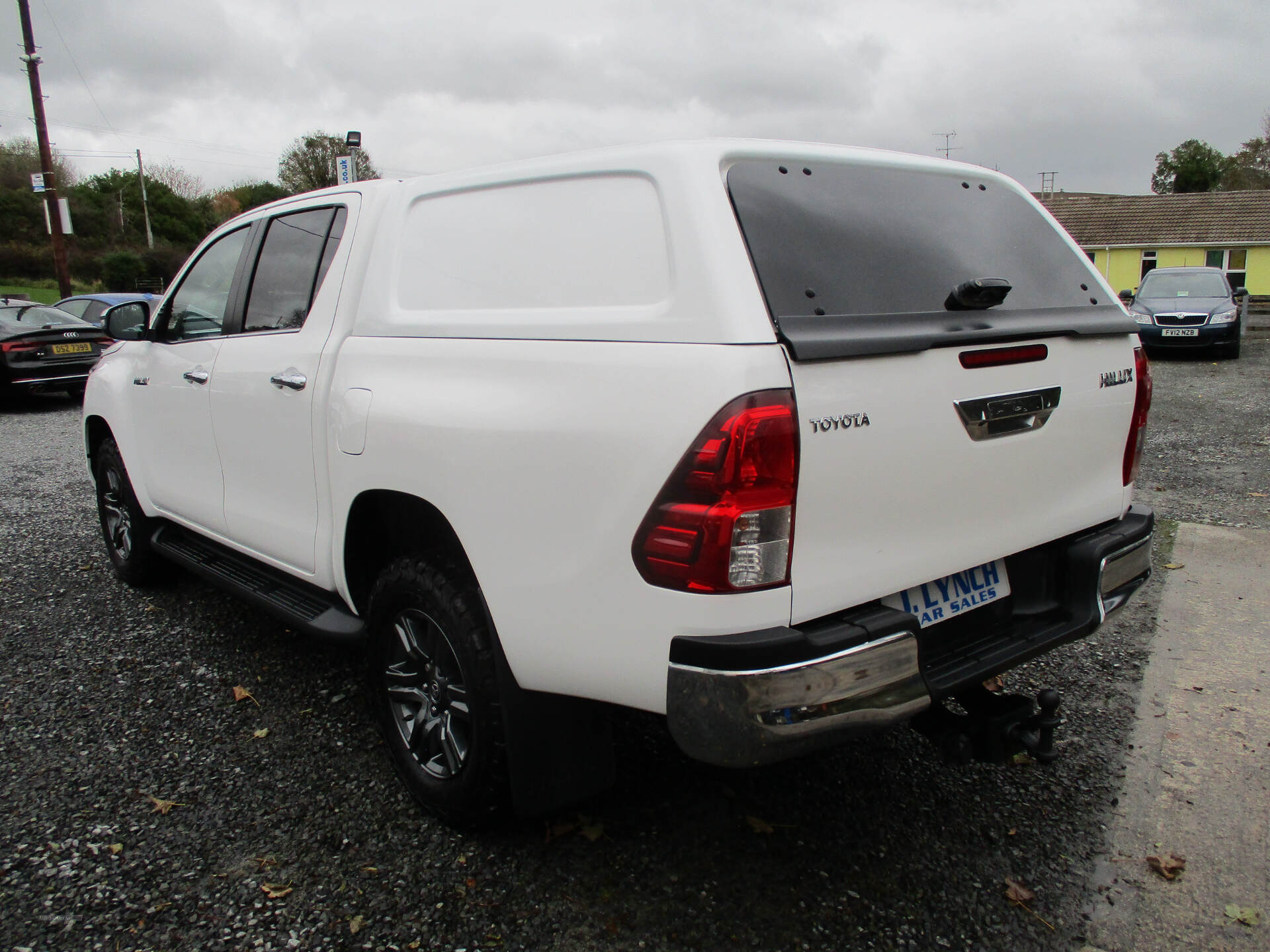Toyota Hilux DIESEL in Down