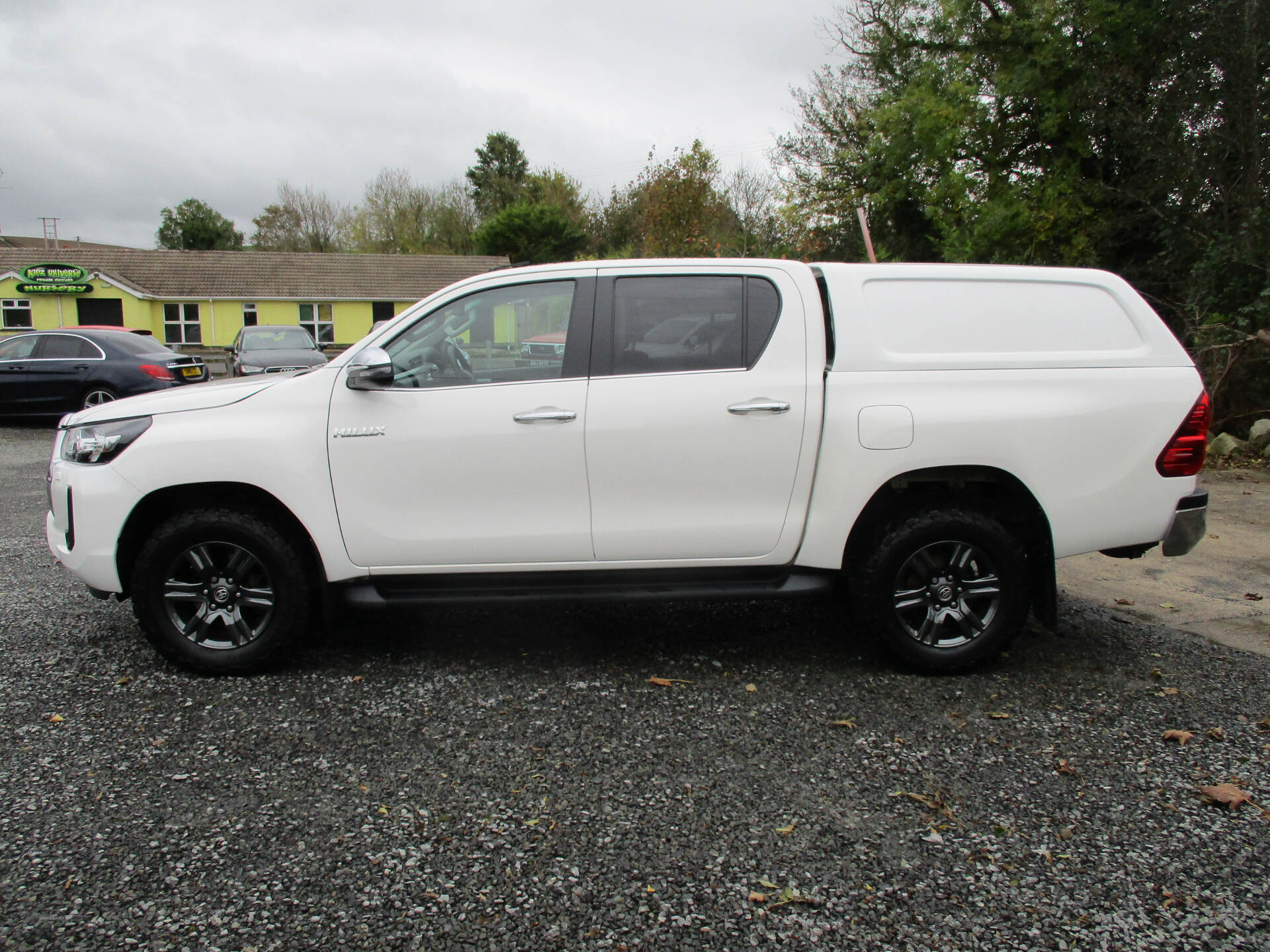Toyota Hilux DIESEL in Down