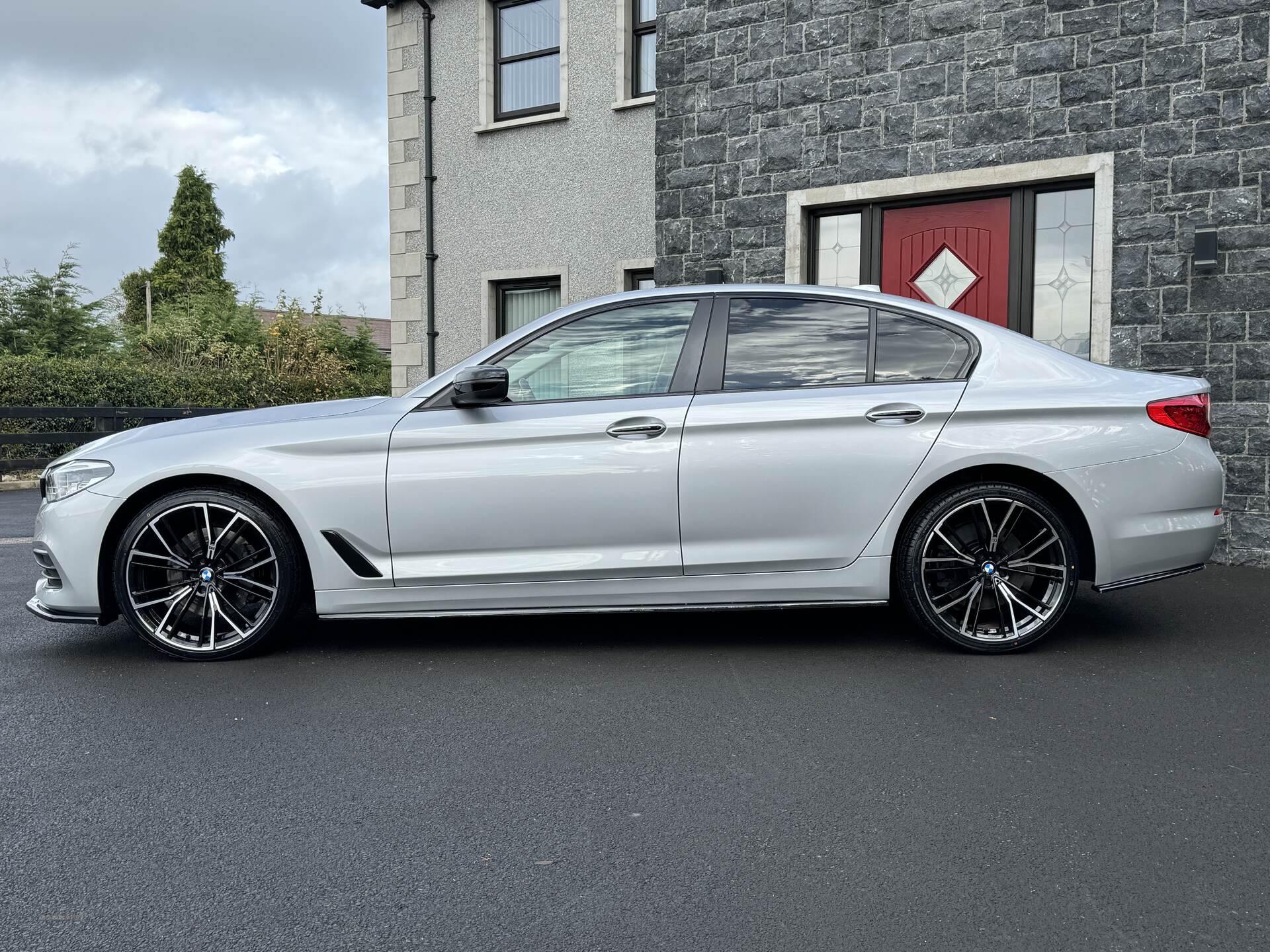 BMW 5 Series DIESEL SALOON in Antrim