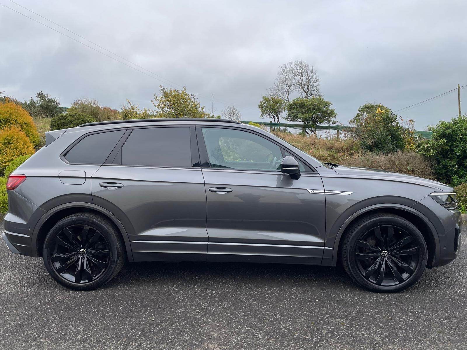 Volkswagen Touareg DIESEL ESTATE in Tyrone