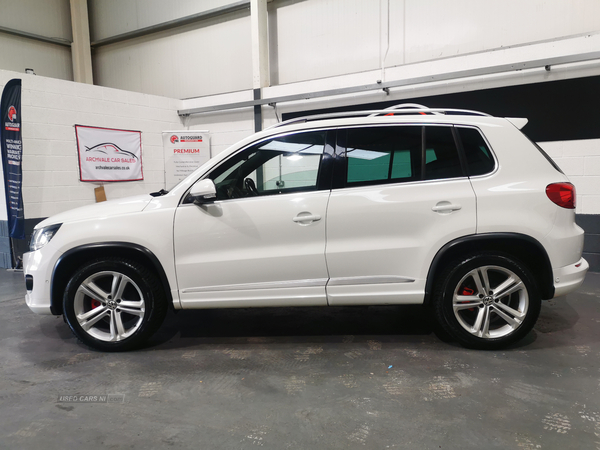 Volkswagen Tiguan DIESEL ESTATE in Down