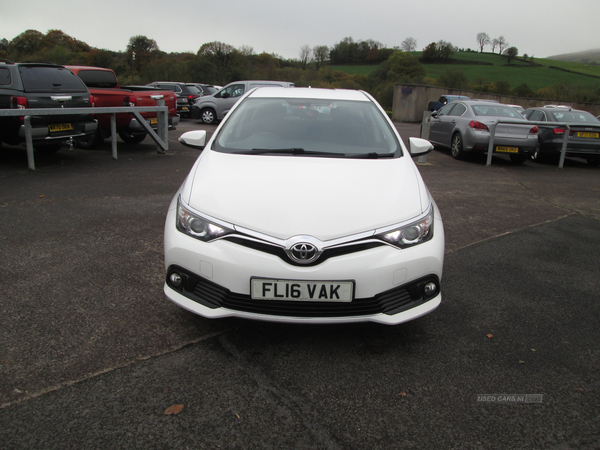 Toyota Auris DIESEL HATCHBACK in Fermanagh