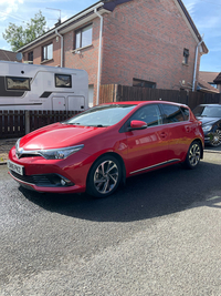 Toyota Auris 1.6 D-4D Design 5dr in Antrim