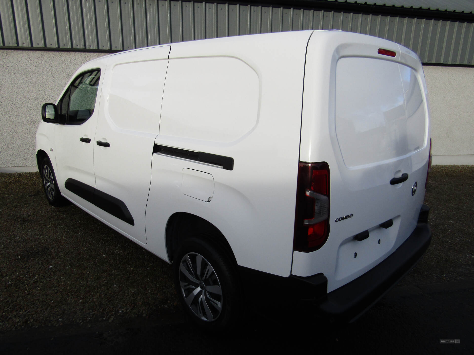 Jan 2021 Vauxhall Combo 2300 1.5 Turbo D 100ps H1 Dynamic Van