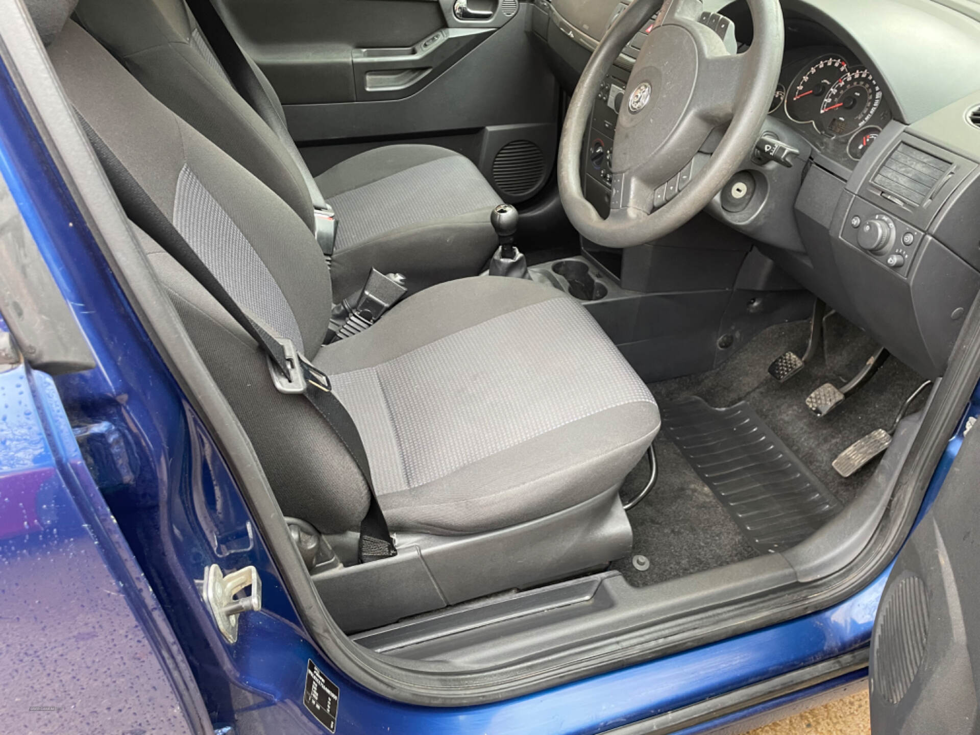 Apr 2009 Vauxhall Meriva 1.4i 16V Design 5dr