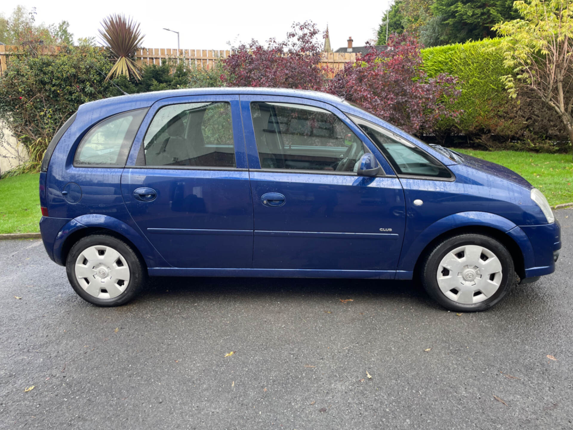 Apr 2009 Vauxhall Meriva 1.4i 16V Design 5dr