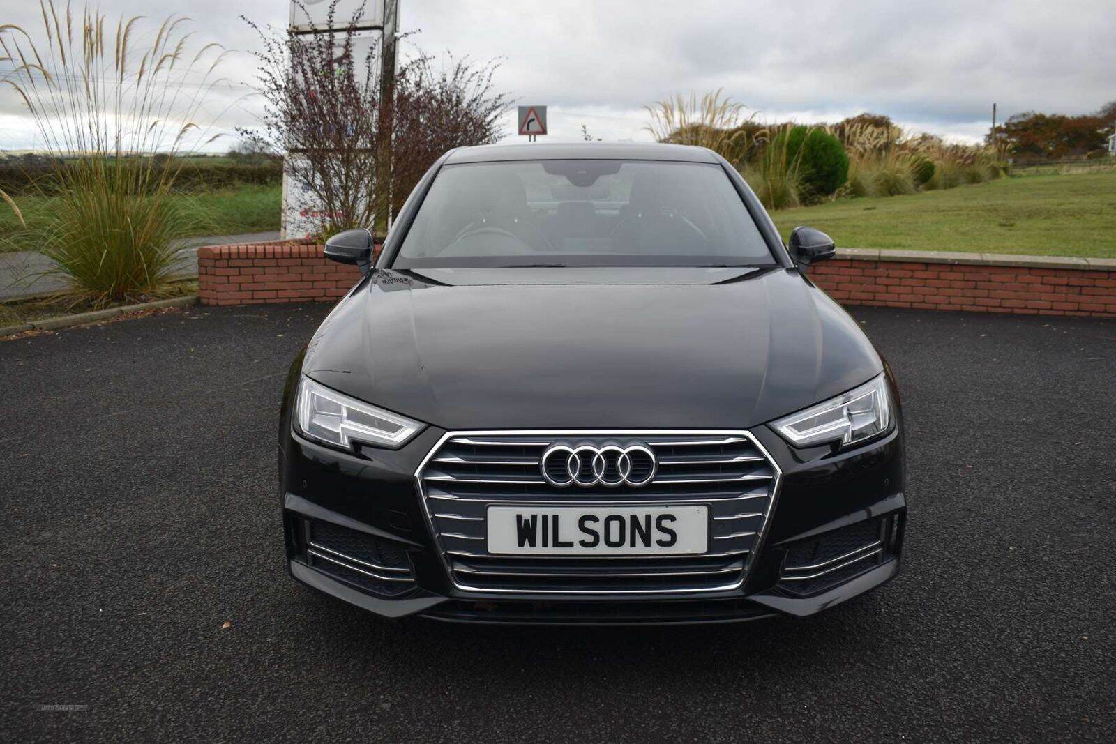 Aug 2016 Audi A4 2.0 TDI 190 S Line 4dr