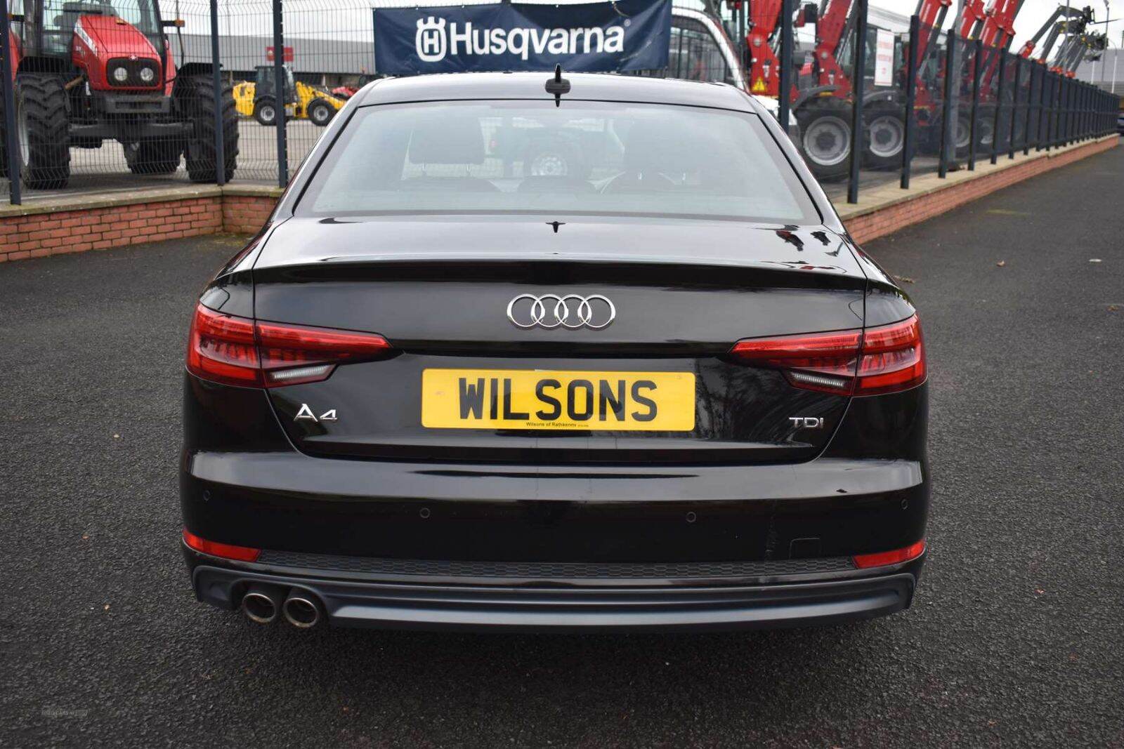 Aug 2016 Audi A4 2.0 TDI 190 S Line 4dr