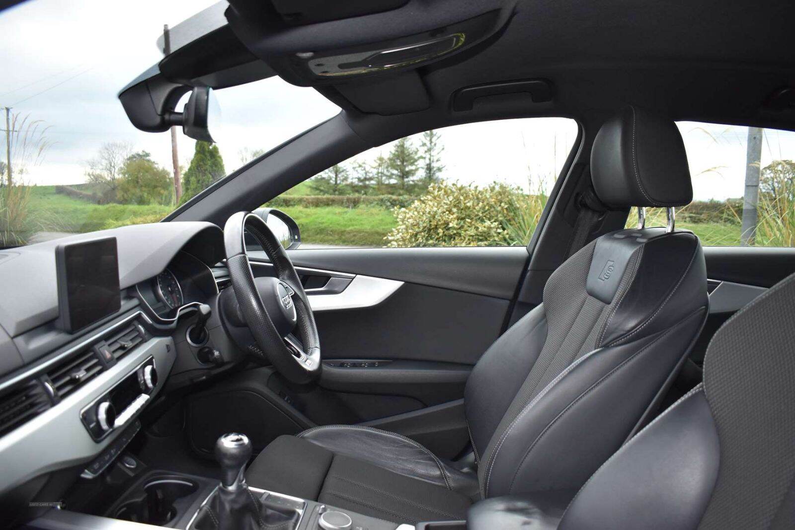 Aug 2016 Audi A4 2.0 TDI 190 S Line 4dr
