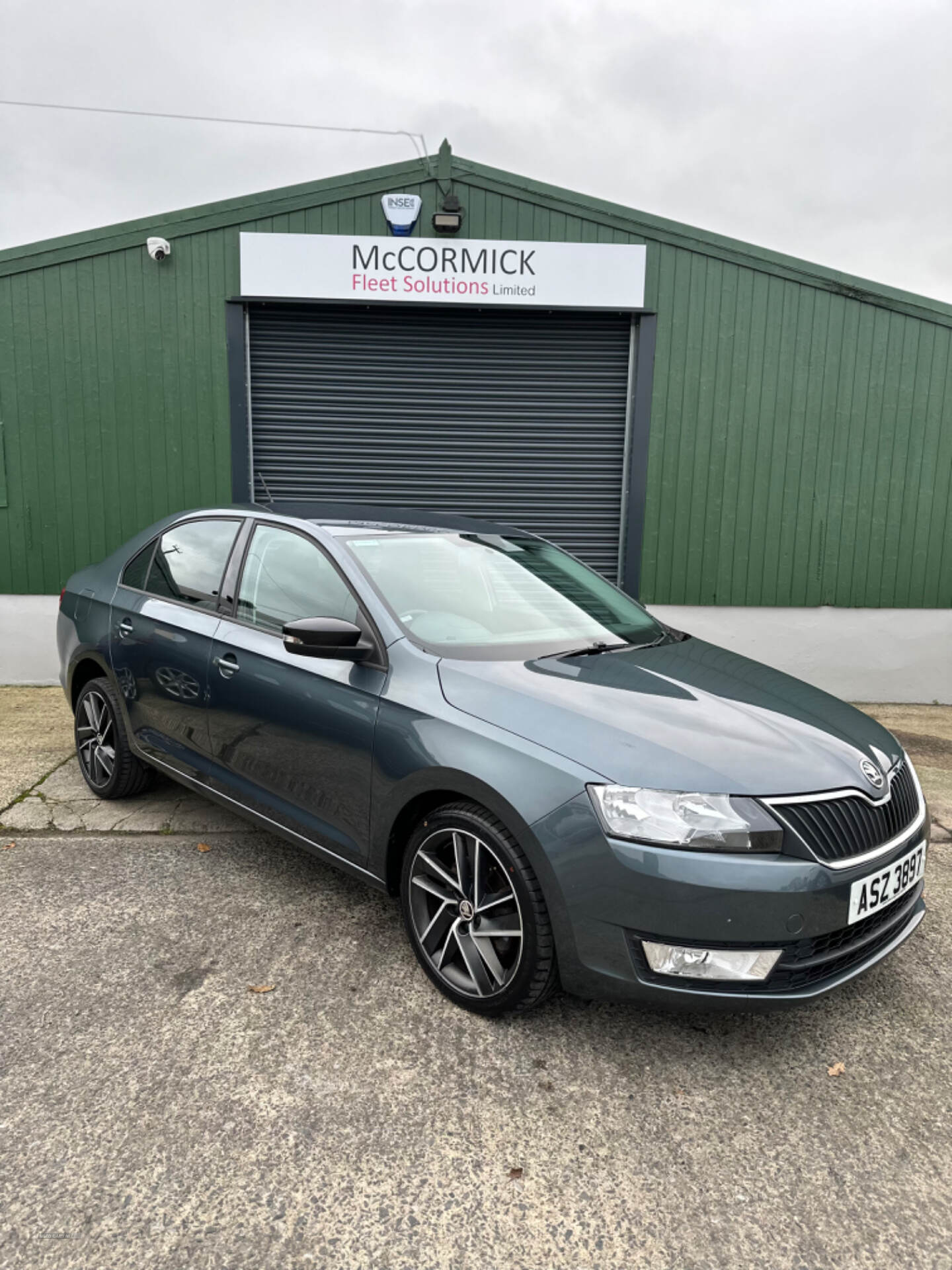 Feb 2017 Skoda Rapid 1.2 TSI 110 Sport 5dr