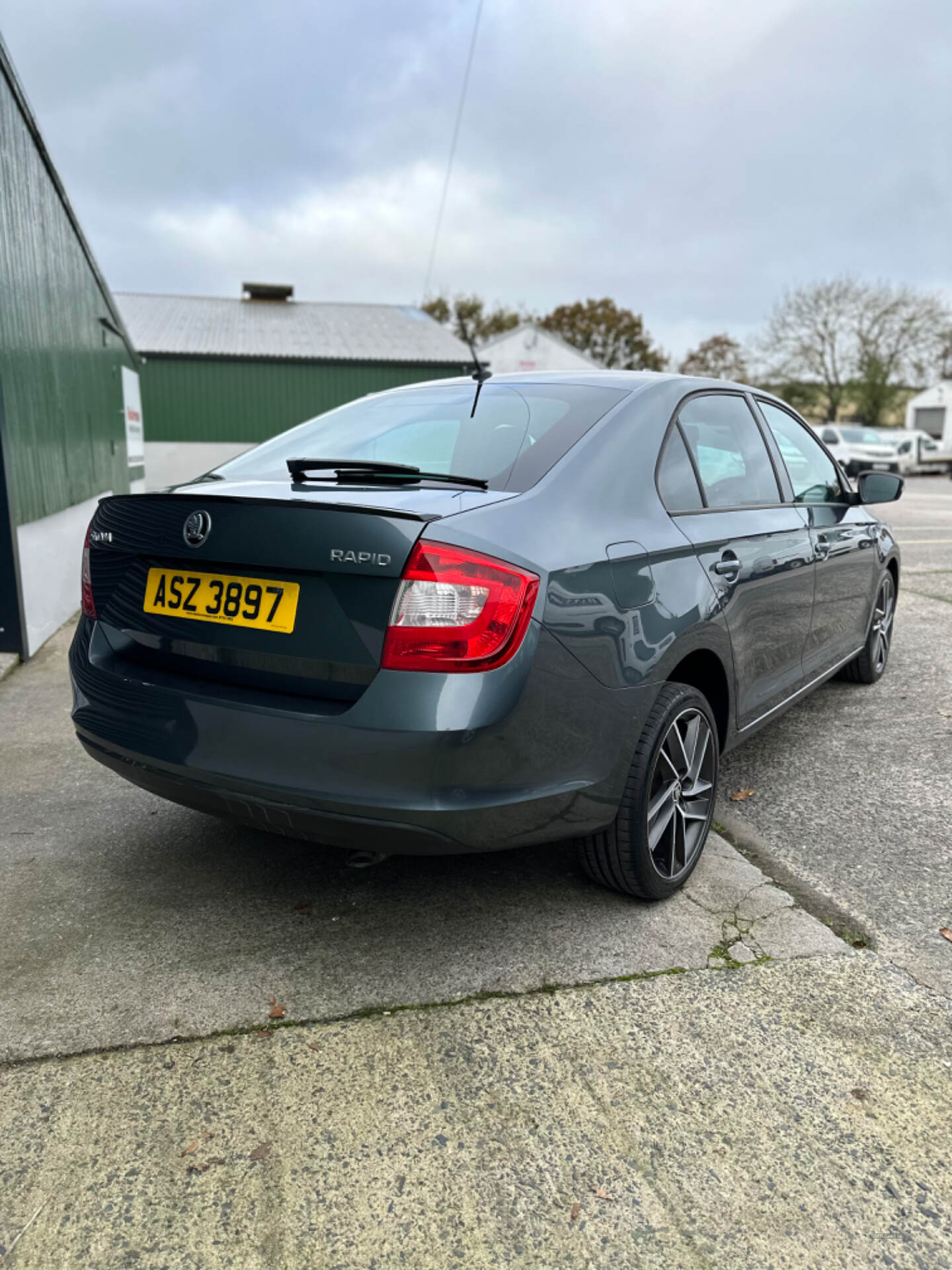 Feb 2017 Skoda Rapid 1.2 TSI 110 Sport 5dr