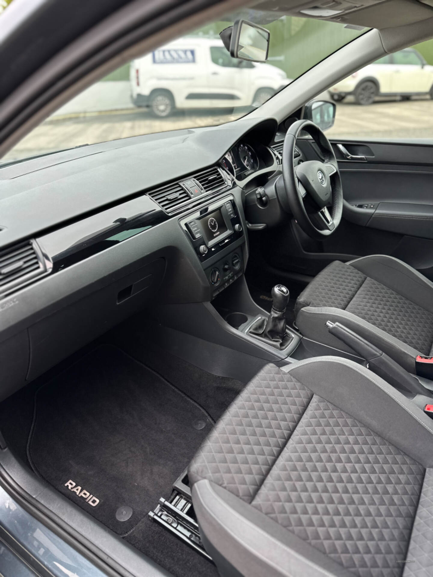 Feb 2017 Skoda Rapid 1.2 TSI 110 Sport 5dr